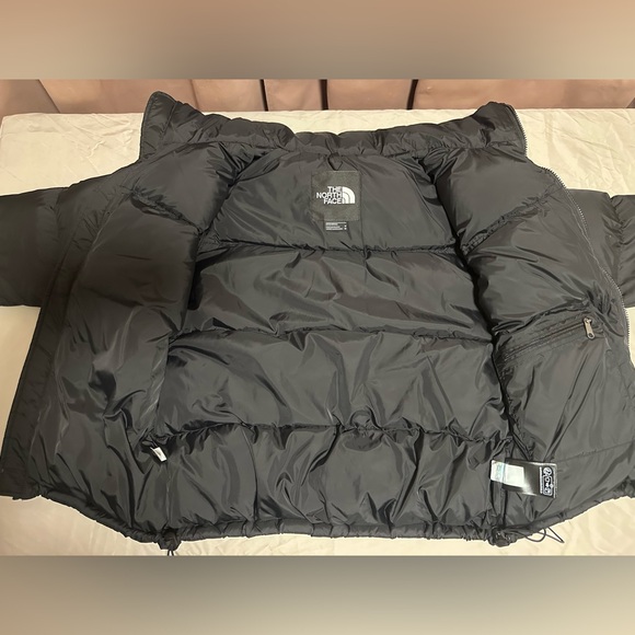 The North Face Men's Charcoal Puffer Jacket - Picture 9 of 12